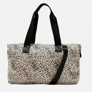 Mali & Lili Weekender Bag in Cream Dot/Leopard‎ Print